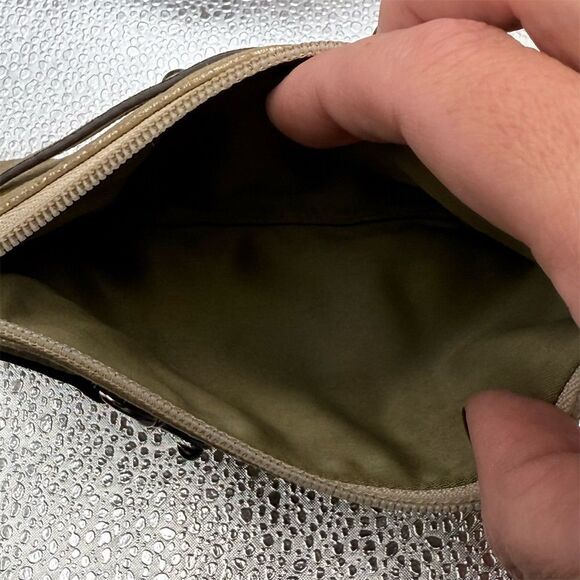 Coach Women's Champagne Gold Leather Wristlet Clutch Bag No Hang Tag - Picture 6 of 6